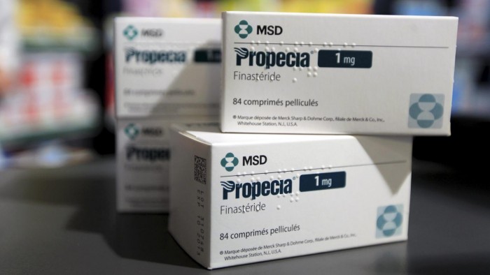 Traitement propecia finasteride : ses effets sur les cheveux